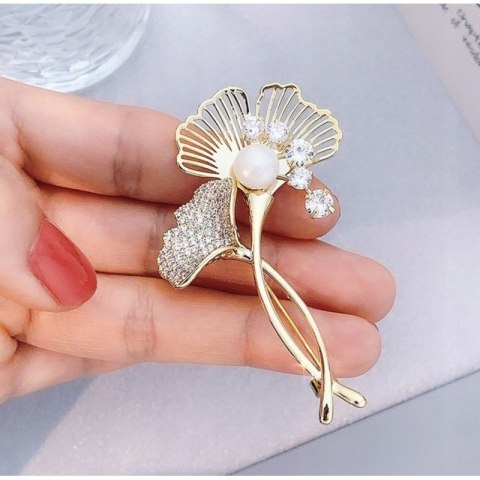 Broszka ozdobna - miłorząb z cyrkoniami BZ215