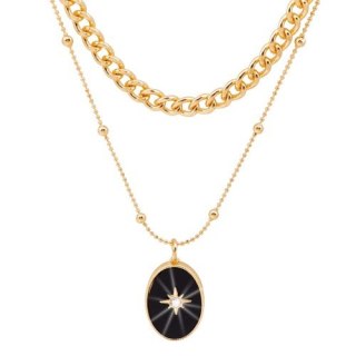 Naszyjnik z czarnym wisiorem